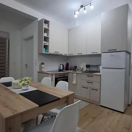 Srecko Lux 아파트 Vrnjačka Banja