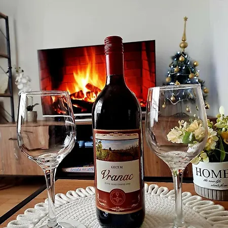 Srecko Lux Apartman *